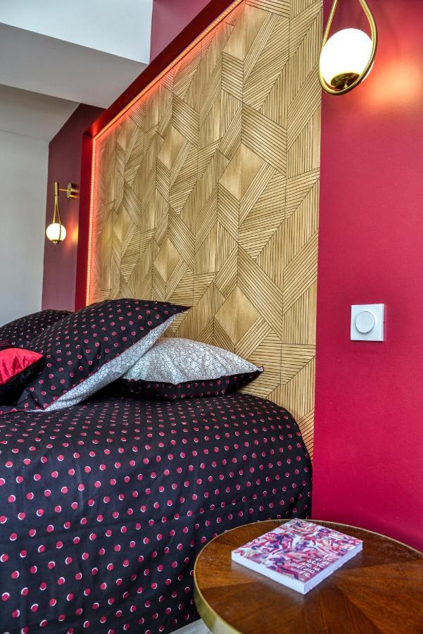Les Gites De Laure - O Lit Divin, Instant De Volupte, Balneo Sauna, Climatisation, Netflix, 160M De La Cite Medievale Carcassonne Dış mekan fotoğraf